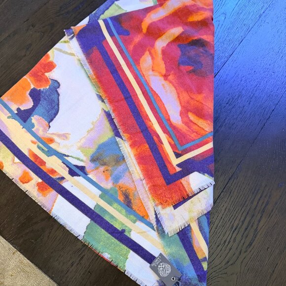 VINCE CAMUTO EXTRA LARGE SCARF/WRAP ~ NWT - Picture 6 of 8